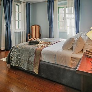 Theatre Luxury Rooms